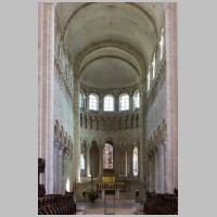Abbaye de Saint-Benoît-sur-Loire, photo Pymouss, Wikipedia,2.jpg
